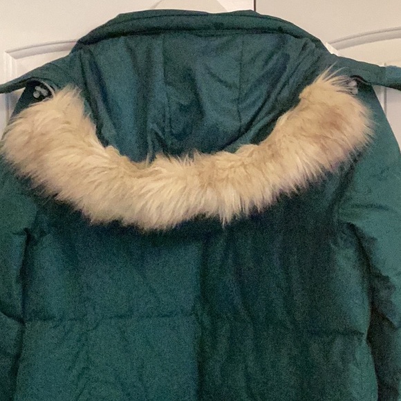 L.L. Bean Women's Teal Puffer Coat - Picture 4 of 5